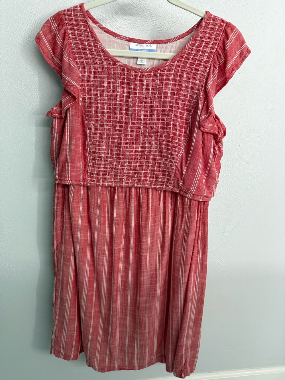 Motherhood Maternity Nursing Dress M Coral Stripe Smocked Ruffle Flutter Sleeve